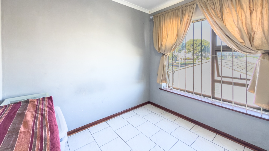 3 Bedroom Property for Sale in Table View Western Cape